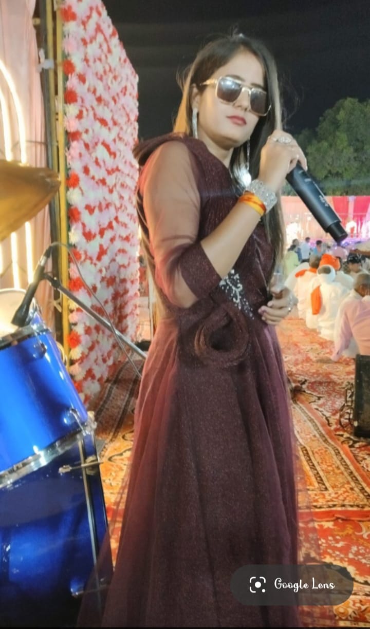 Rani Fozdar Performance