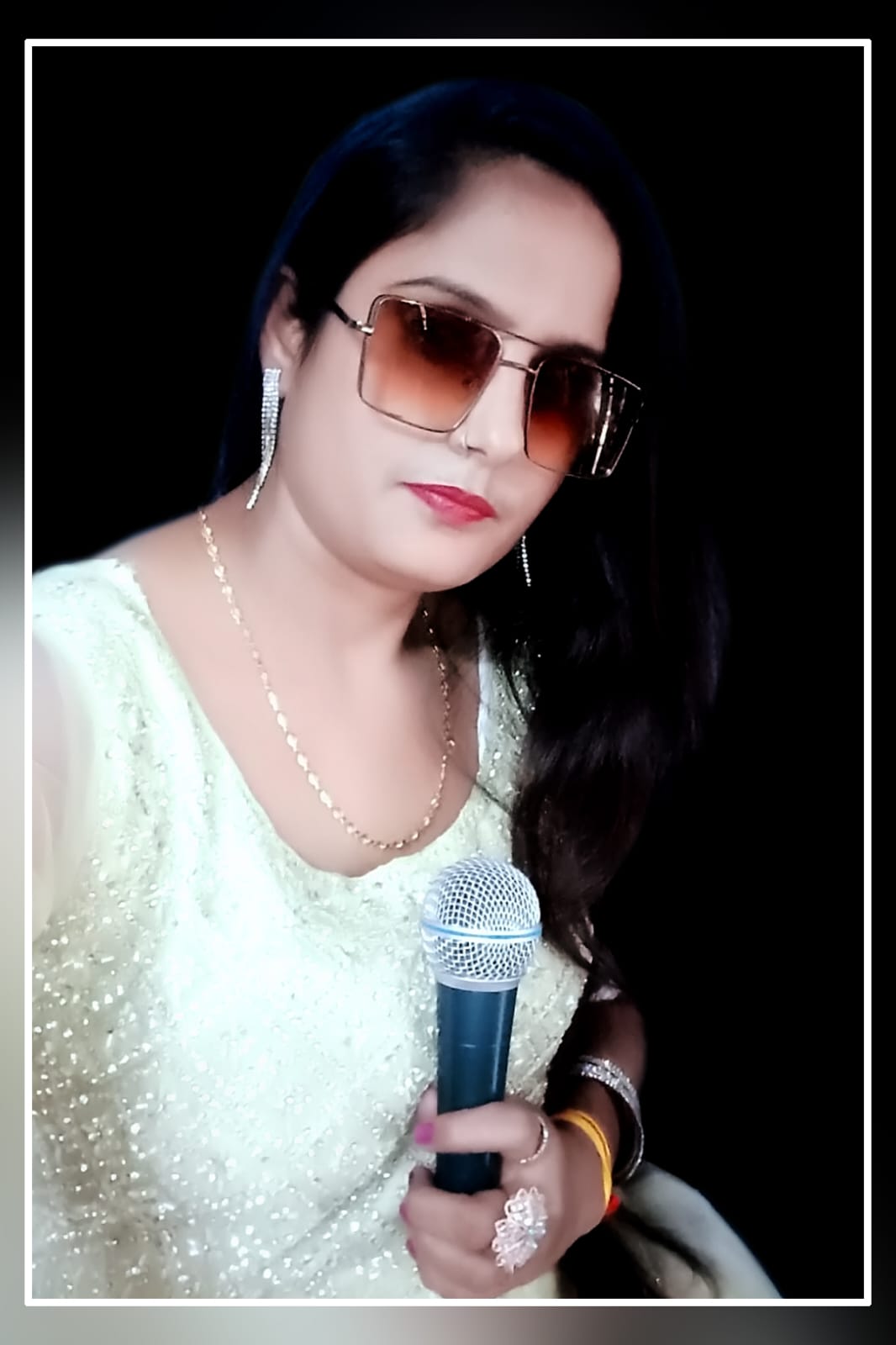 Rani Fozdar Performance